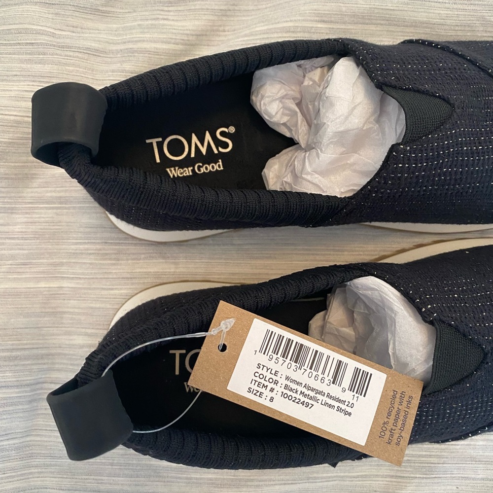TOMS Black Knit Slip-On Sneakers with White Sole - Picture 4 of 10